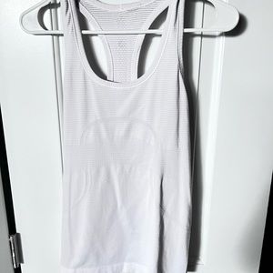Lululemon swiftly tank (older style)